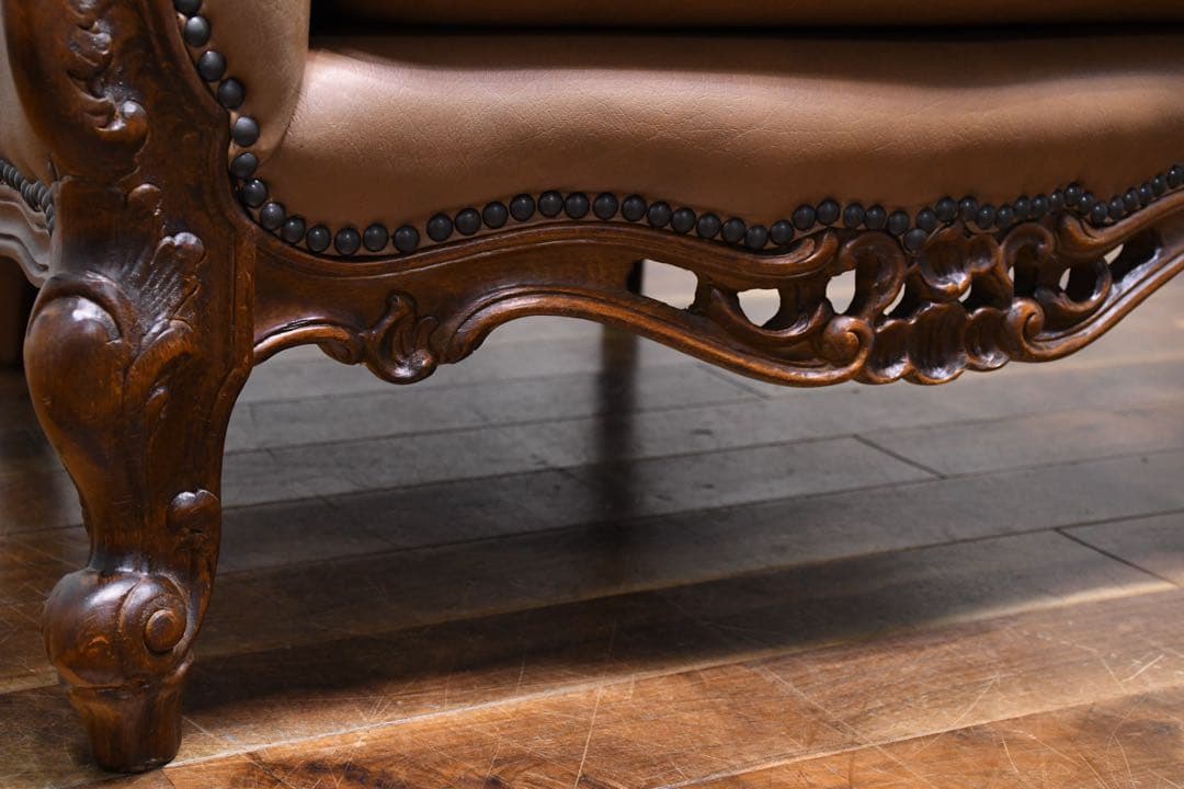 EGK44 イタリア製 猫脚 彫刻 1人掛けソファ ロココ様式 シングルソファ