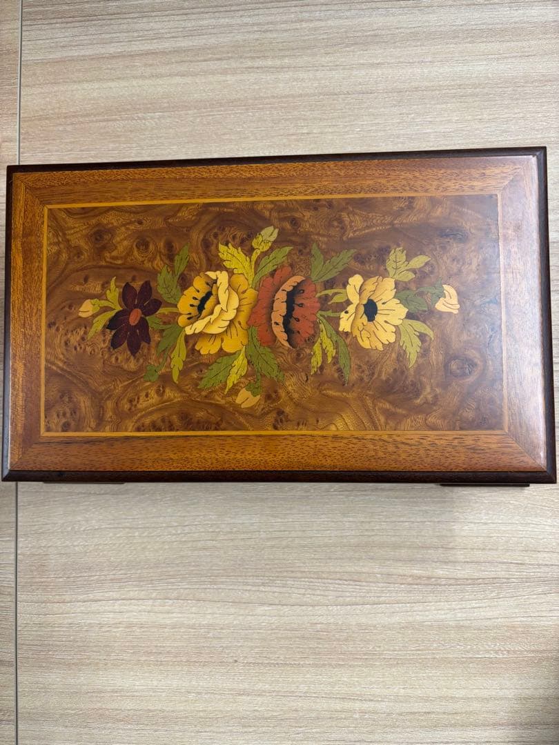 REUGE オルゴール 3曲72弁 モーツァルト リュージュ(REUGE)|72弁3曲入り 象嵌仕上 オルゴール|【ハードオフ公式