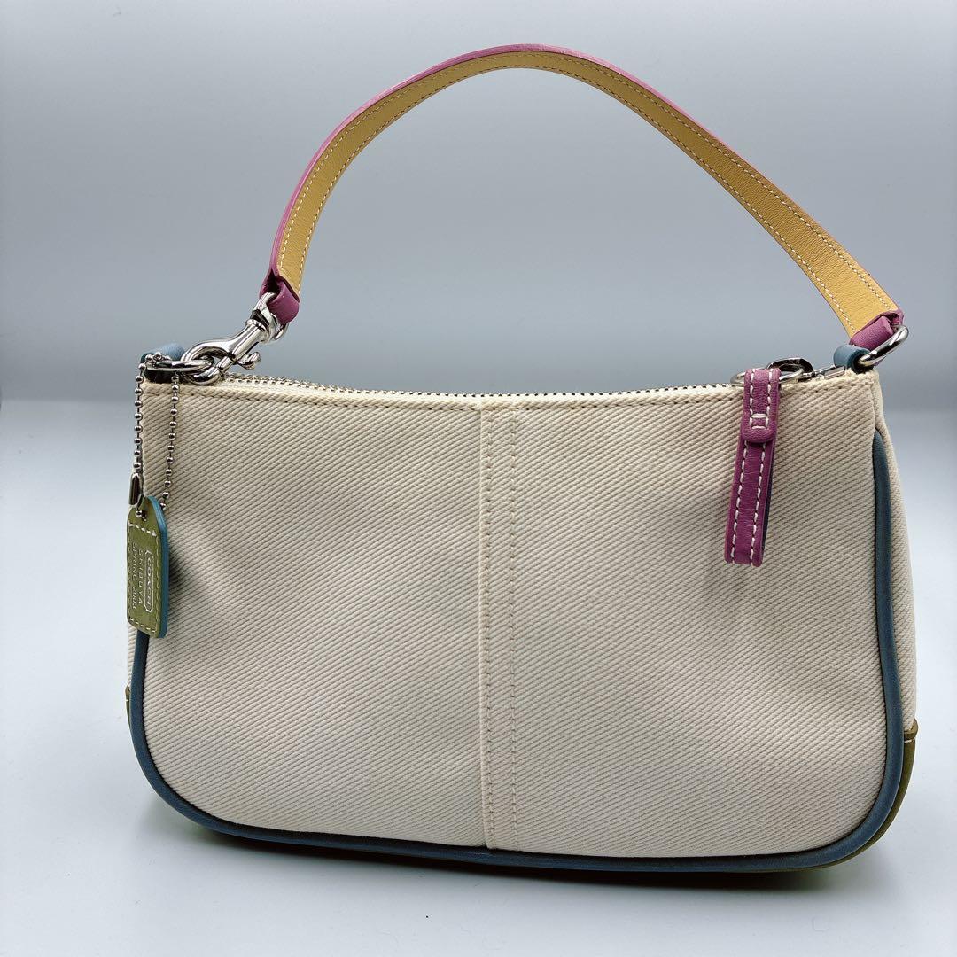 希少⭐️COACH コーチ アクセサリーポーチ 渋谷限定 フラワー