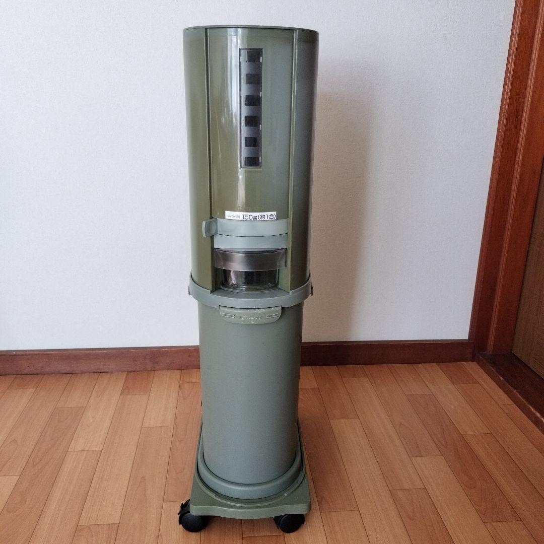 Tupperware 米びつ ライスディスペンサー - メルカリ