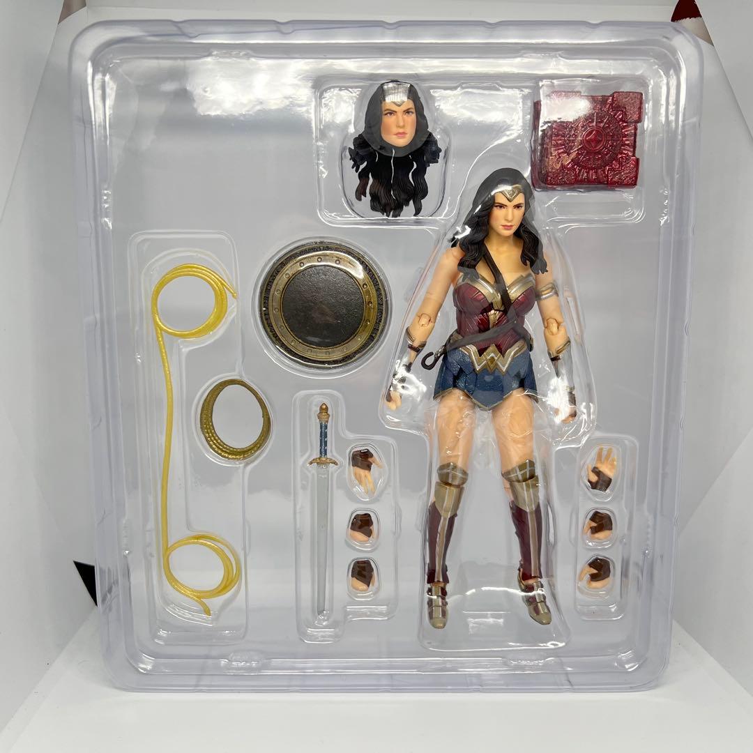 マフェックス No.060 MAFEX ワンダーウーマン ジャスティスリーグ