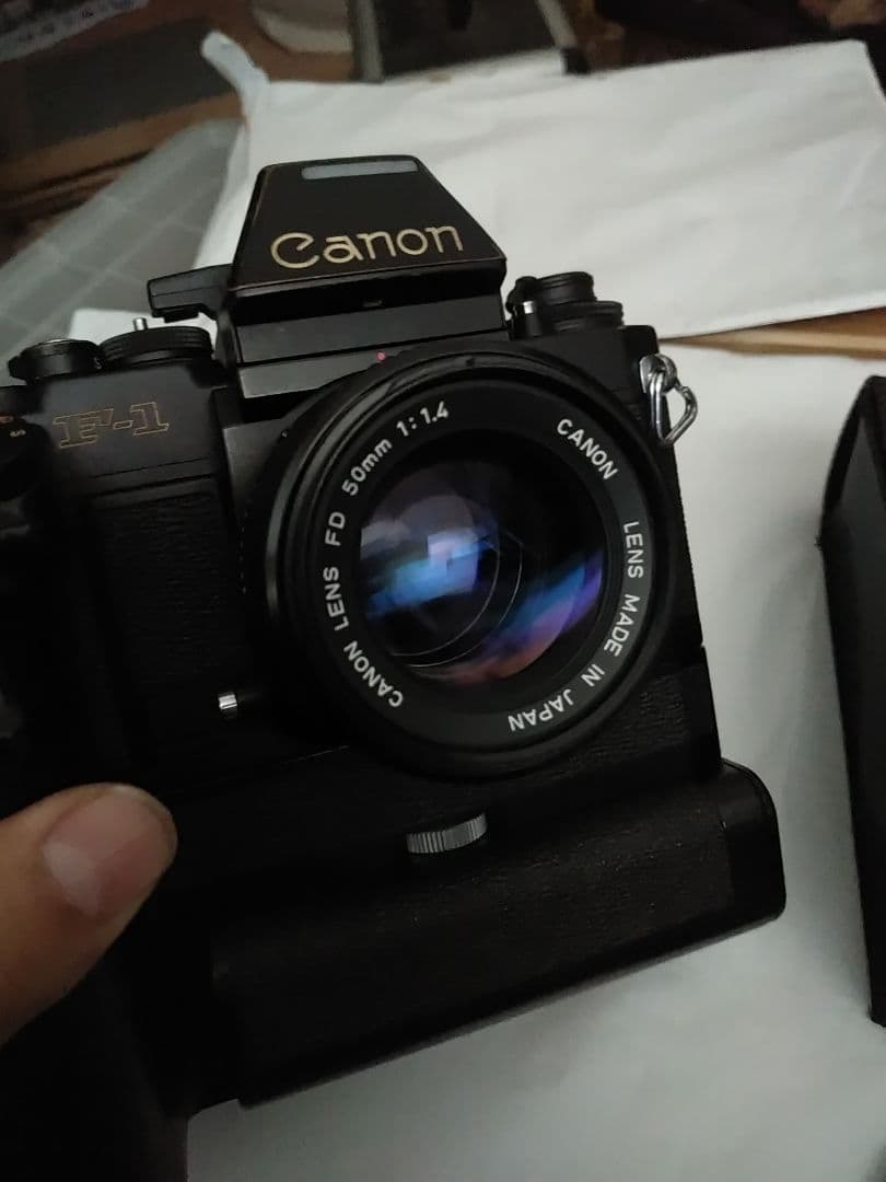 Canon New F1 AE ／ FD 50mm 1:1.4 レンズ付 Canon New F1 AE ／ FD 50mm 1:1.4 レンズ付