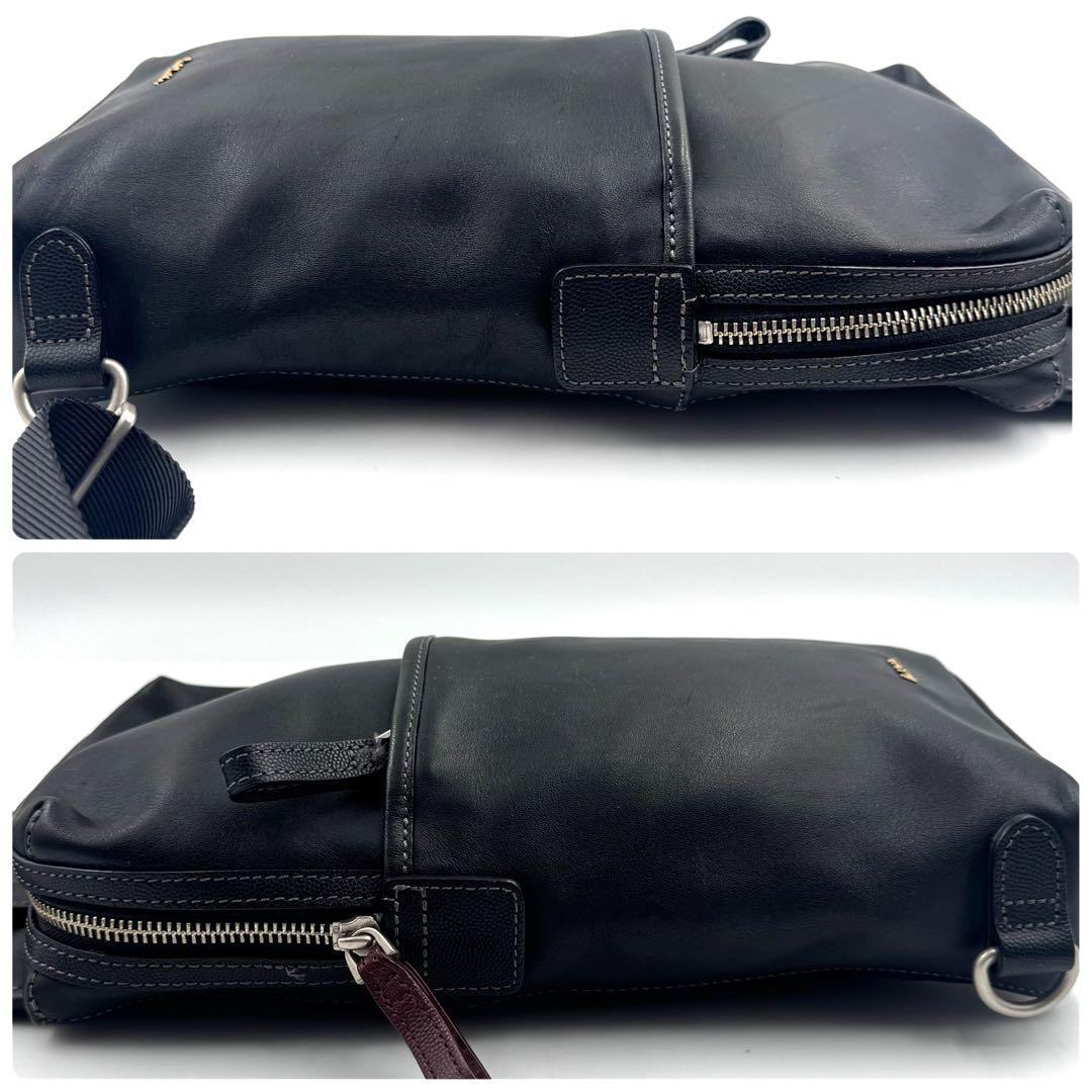 Paul Smith ポールスミス オールレザー ボディバッグ スリングバッグ