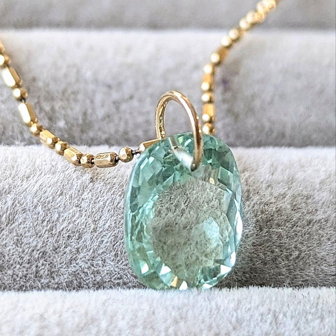 ♢N♢K18 グリーンベリル 3.38ct チャーム ペンダントトップ