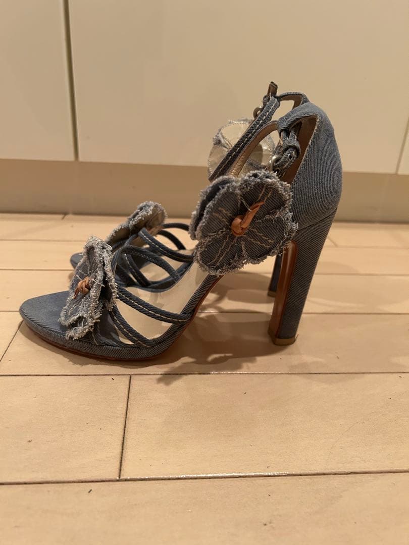 楽一番様専用 MIU MIU デニムブルー フラワー装飾 高ヒールサンダル