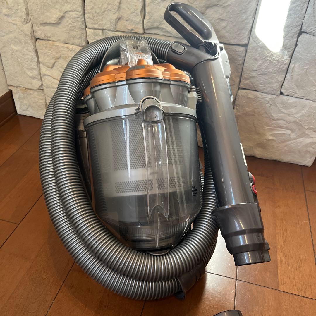 ダイソン Dyson 掃除機 キャニスター型 - メルカリ