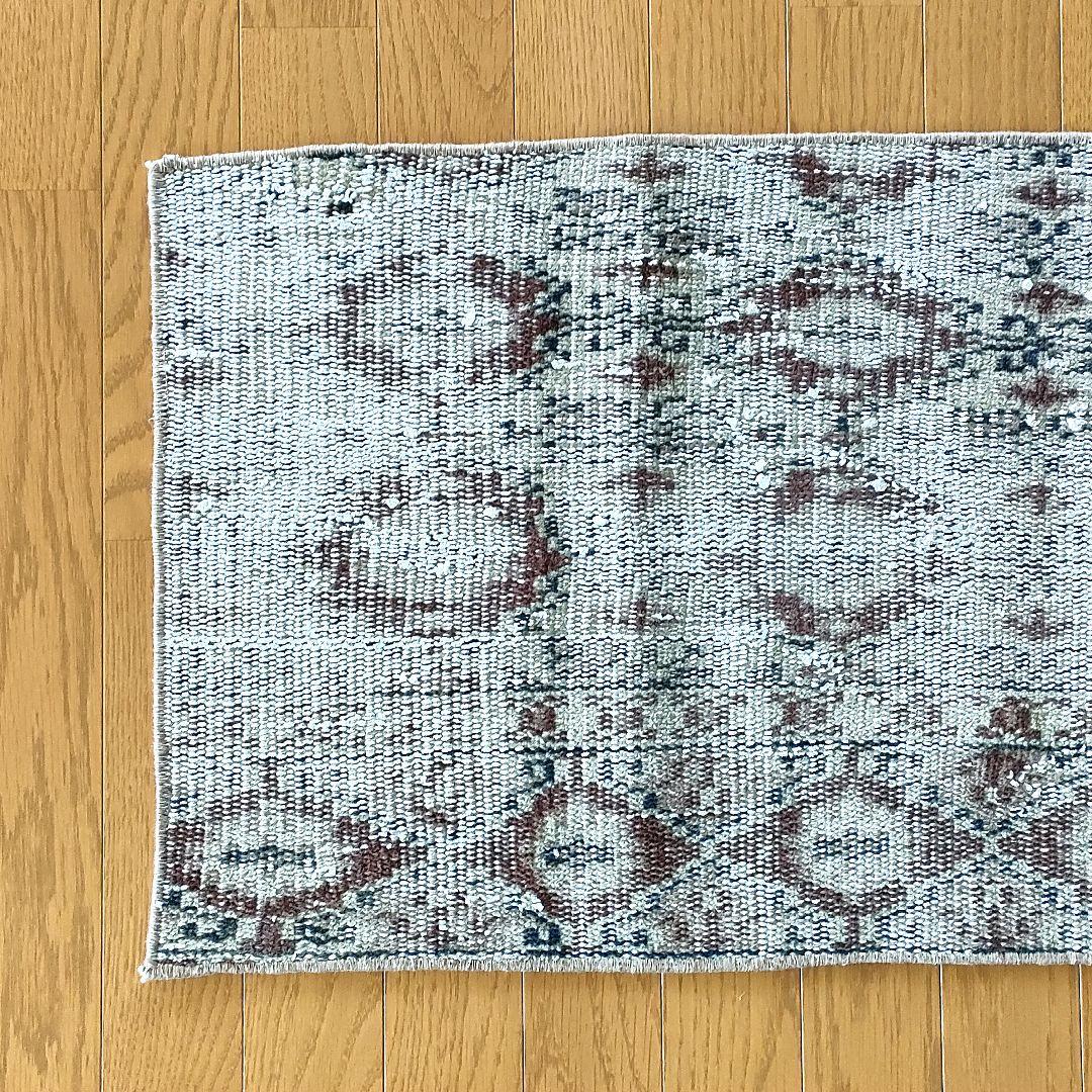 トルコ ヴィンテージラグ レッド系 80×46cm - メルカリ