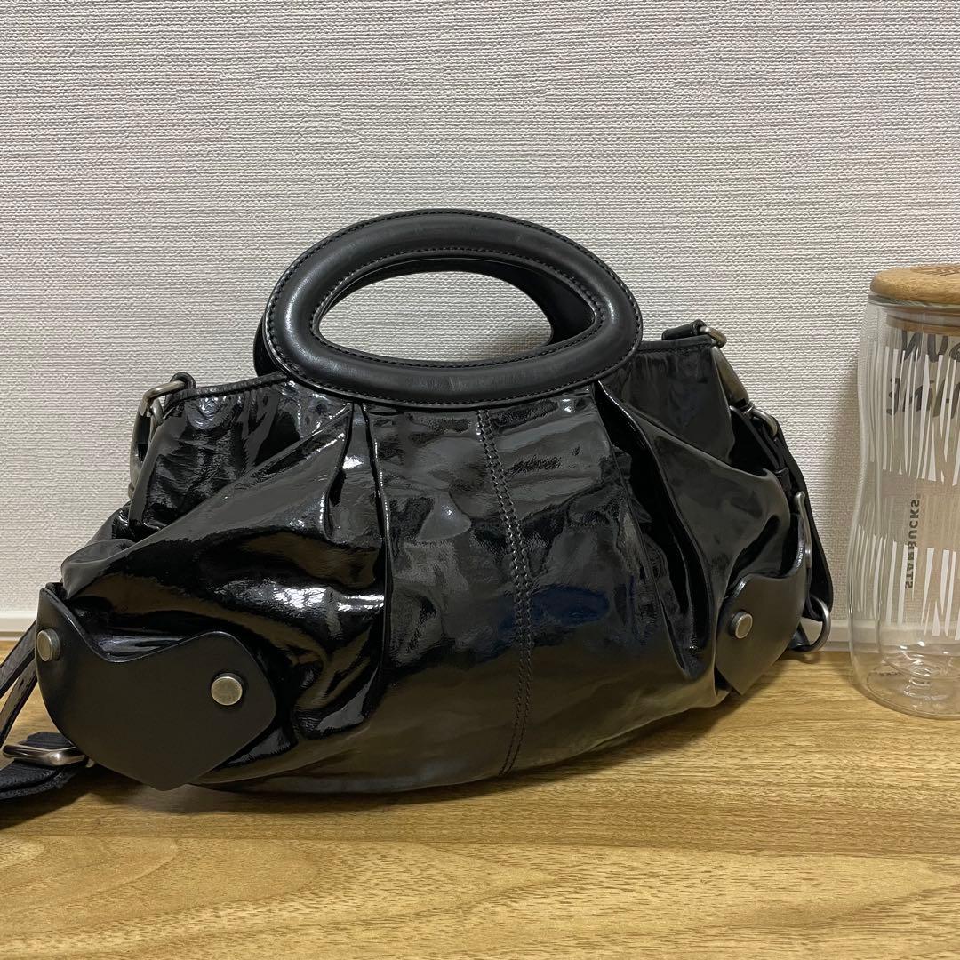 《極美品》MARNI（マルニ ） レザー ショルダーバッグ ブラック 黒