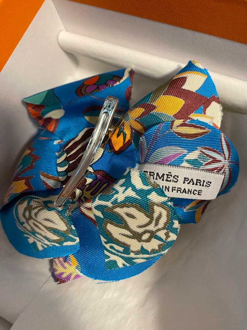 エルメスフラワーツイルコサージュヘアアクセサリー