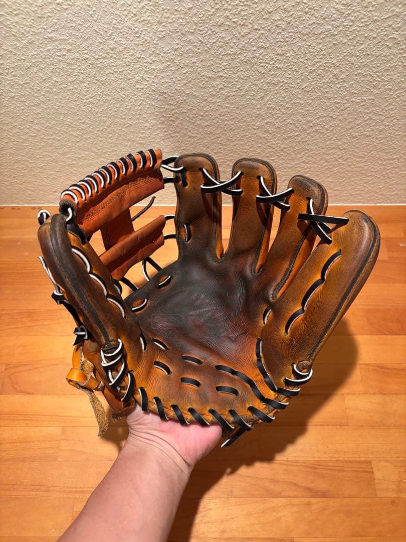 【即戦力】ミズノプロ　波賀Japan硬式 内野手用グローブ　全紐交換・メンテ済み 即戦力】ミズノプロ 硬式 内野手用グローブ 波賀 全紐交換・メンテ済み