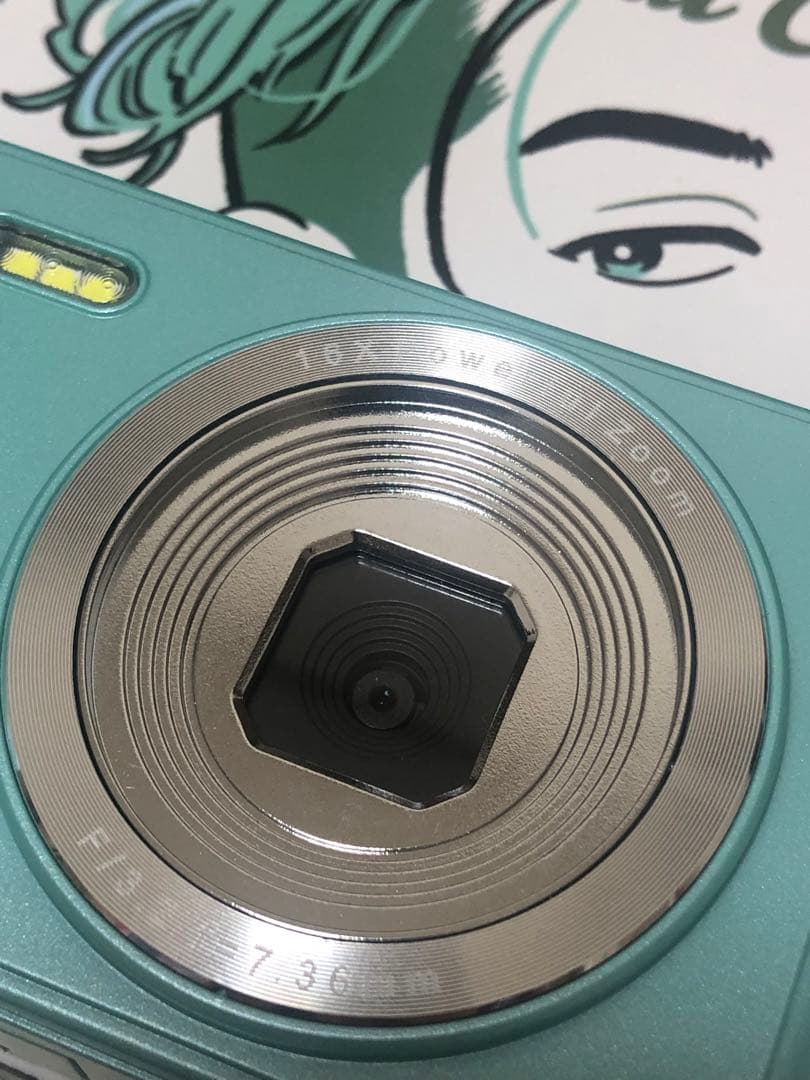 コンデジ コンパクトデジタルカメラ ドン・キホーテ64GBカード付き