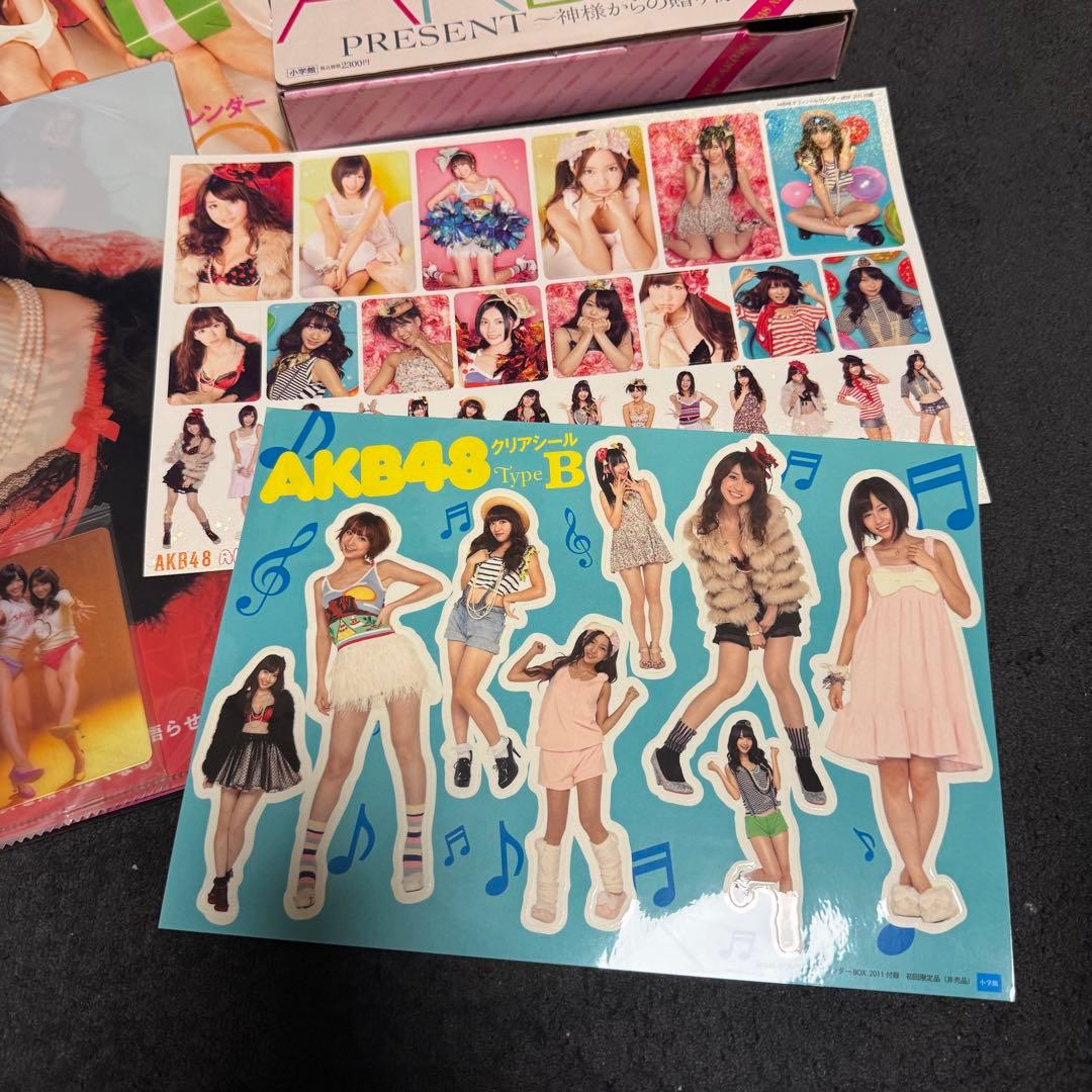 AKB48 2011 オフィシャルカレンダーBOX - メルカリ