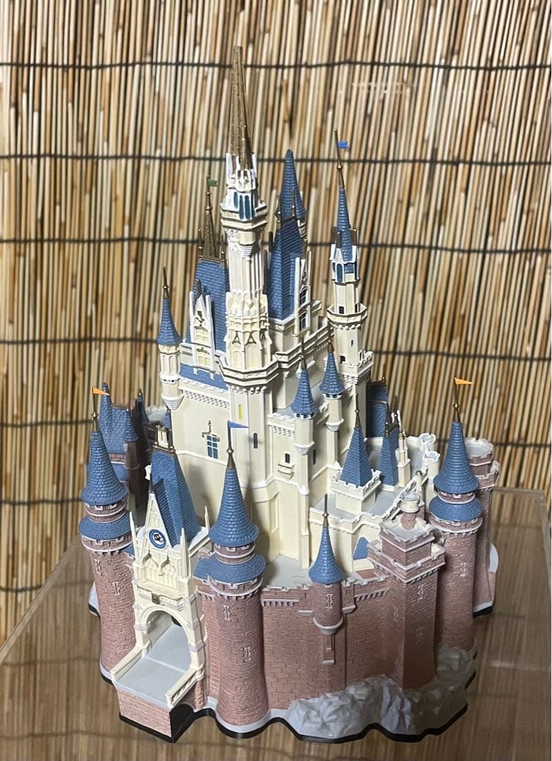 ディズニー 30周年記念 海洋堂 ディスプレイモデル シンデレラ城
