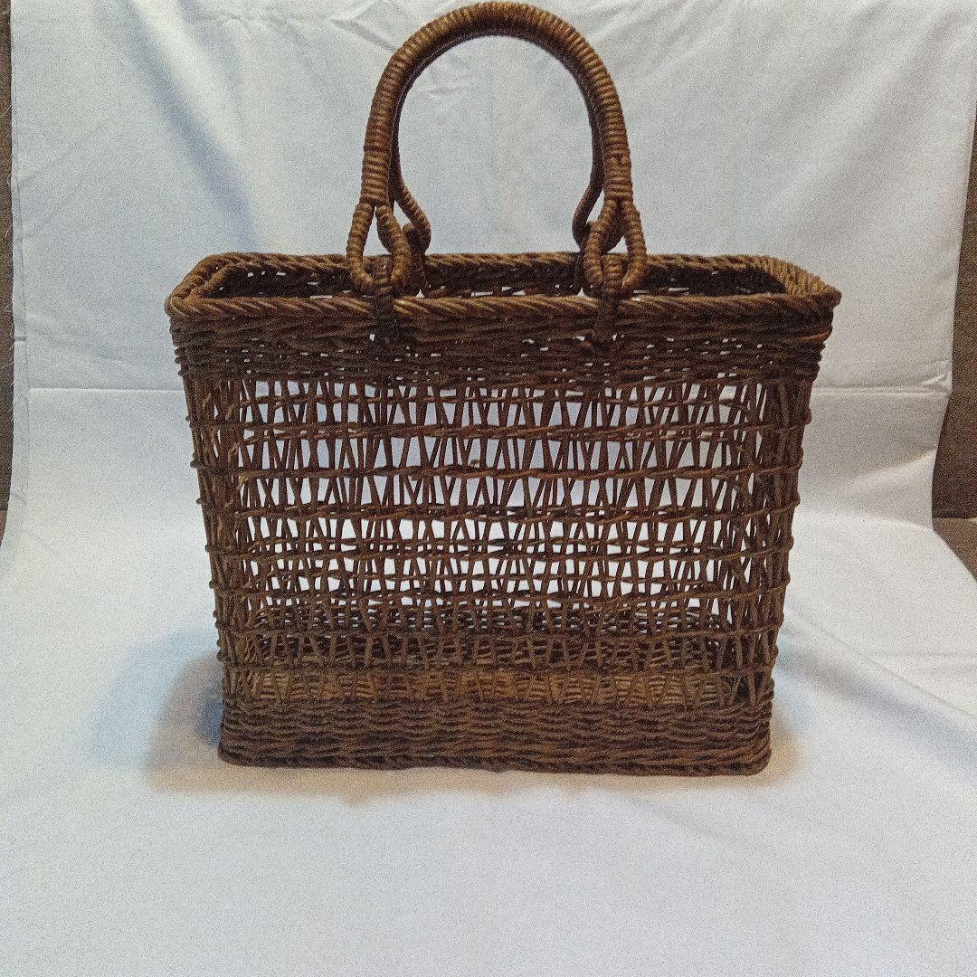 あけびの籠バッグ 若畑創作館「あけび蔓 みだれ編み籠バッグ」 - 岩手県西和賀町