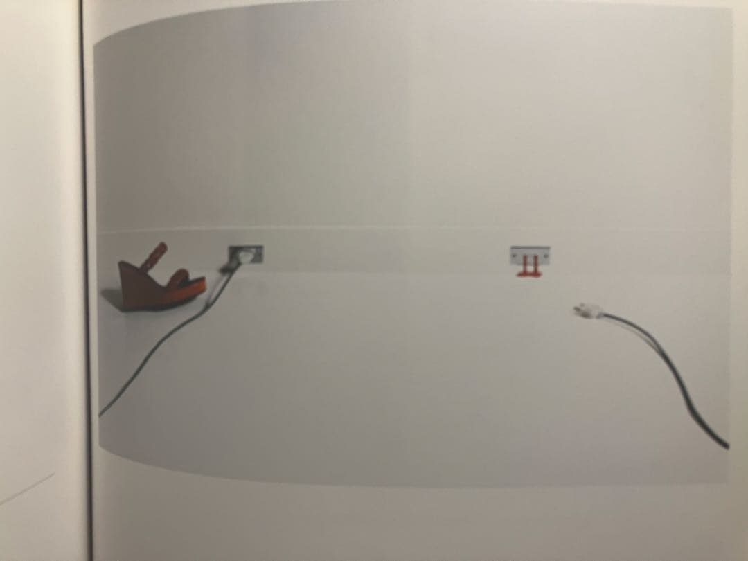 希少】英語初版本 Guy Bourdin ギイブルダン 写真集 - メルカリ