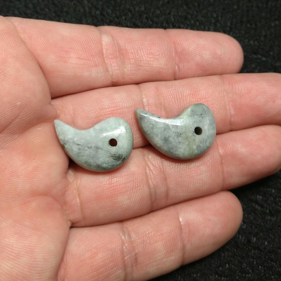 【新潟産】糸魚川翡翠《勾玉》２個セット　日本　健康