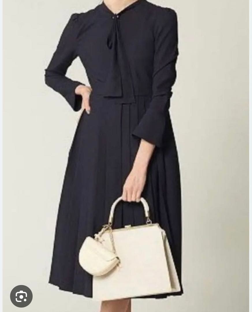 CELFORD ネイビー ワンピース　オケージョン CELFORD セルフォード プリーツワンピース ネイビー系 | 結婚式