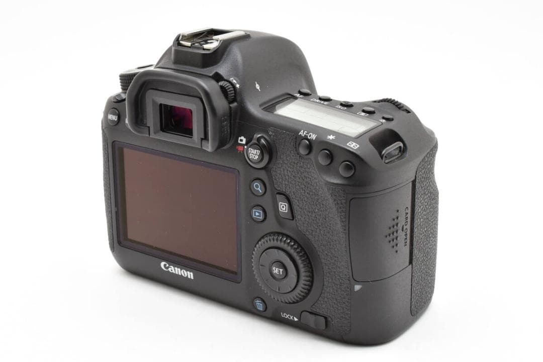 ■ 美品 ■ キャノン　Canon EOS 6D ボディ 《S数 15060回》
