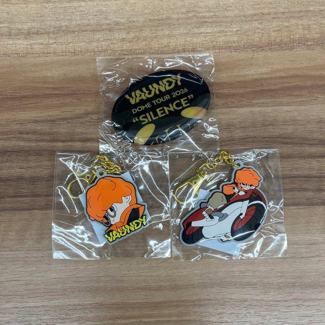 Vaundy　Silence　ランダムカプセルトイ Vaundy Silence ランダムカプセルトイ ラバーキーホルダー - メルカリ