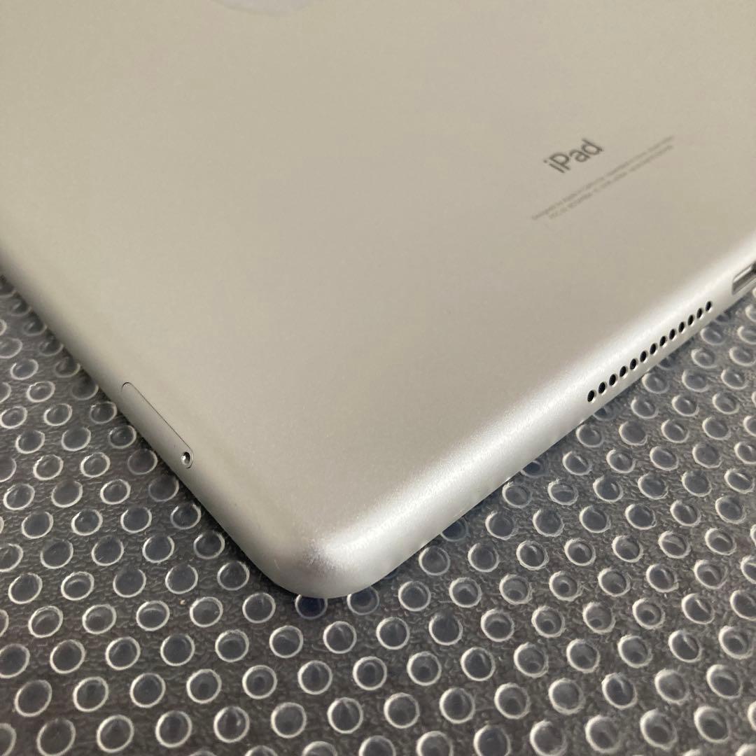 903【早い者勝ち】電池ほぼ新品☆iPad6 第6世代 32GB SIMフリー