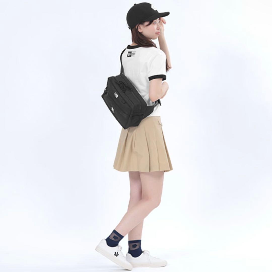 NEW ERA(R) × MARY QUANTスクエア ボディバッグ（ブラック） - メルカリ