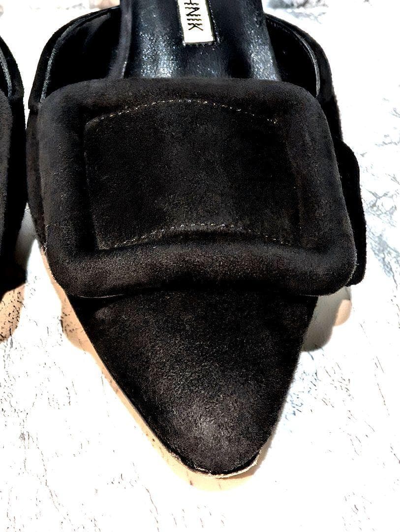 美品✨️ マノロブラニク メイセール ミュール 黒 スエード スクエア