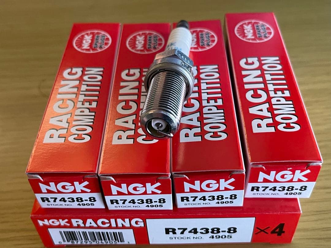 NGKレーシングプラグ、R7438-8 - メルカリ