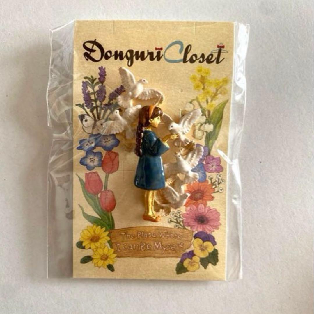 天空の城ラピュタ ブローチ シータと白い鳩　パルナートポック 天空の城ラピュタ ブローチ シータと白い鳩 パルナートポック - メルカリ