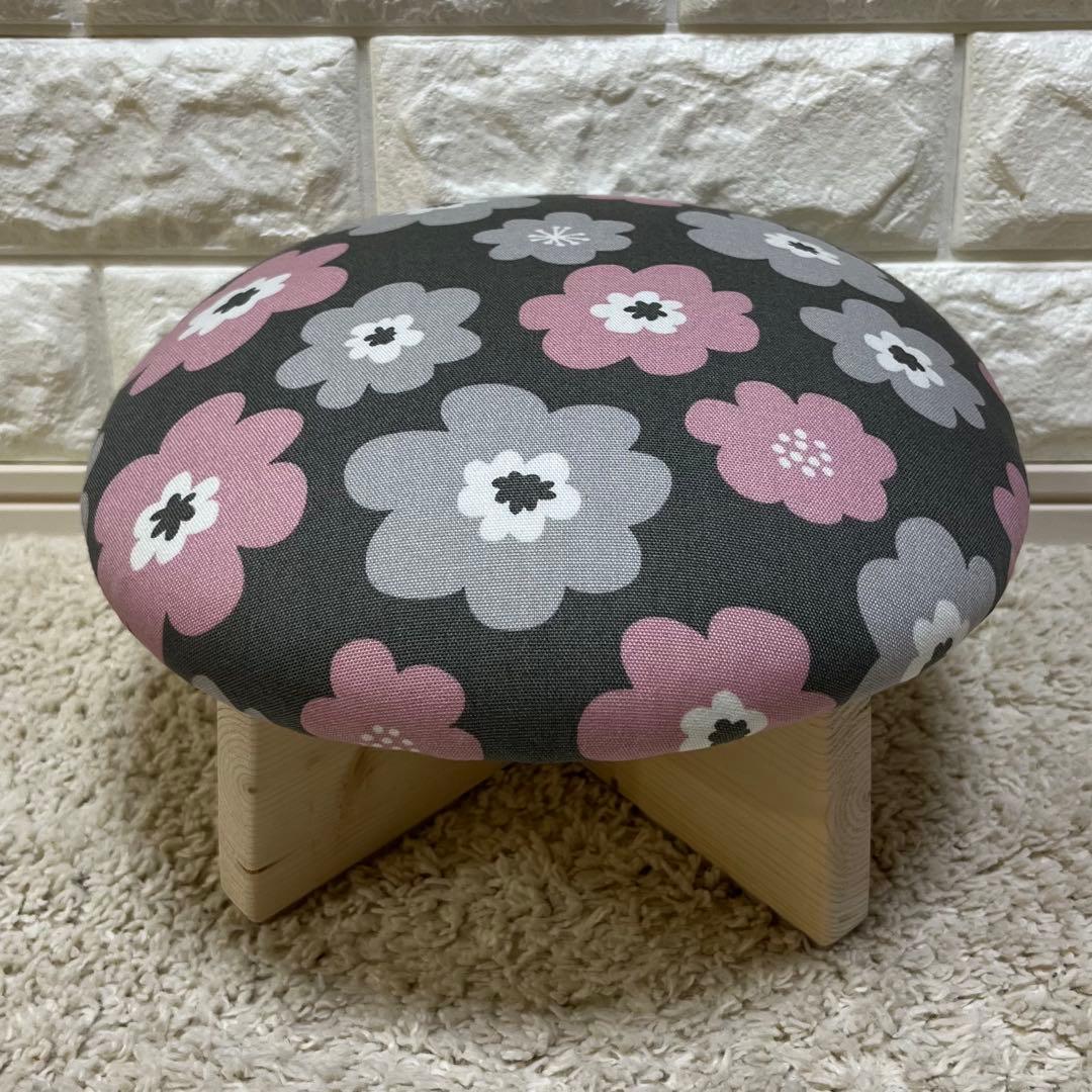 ☆さおりんご様専用（正座椅子予約）