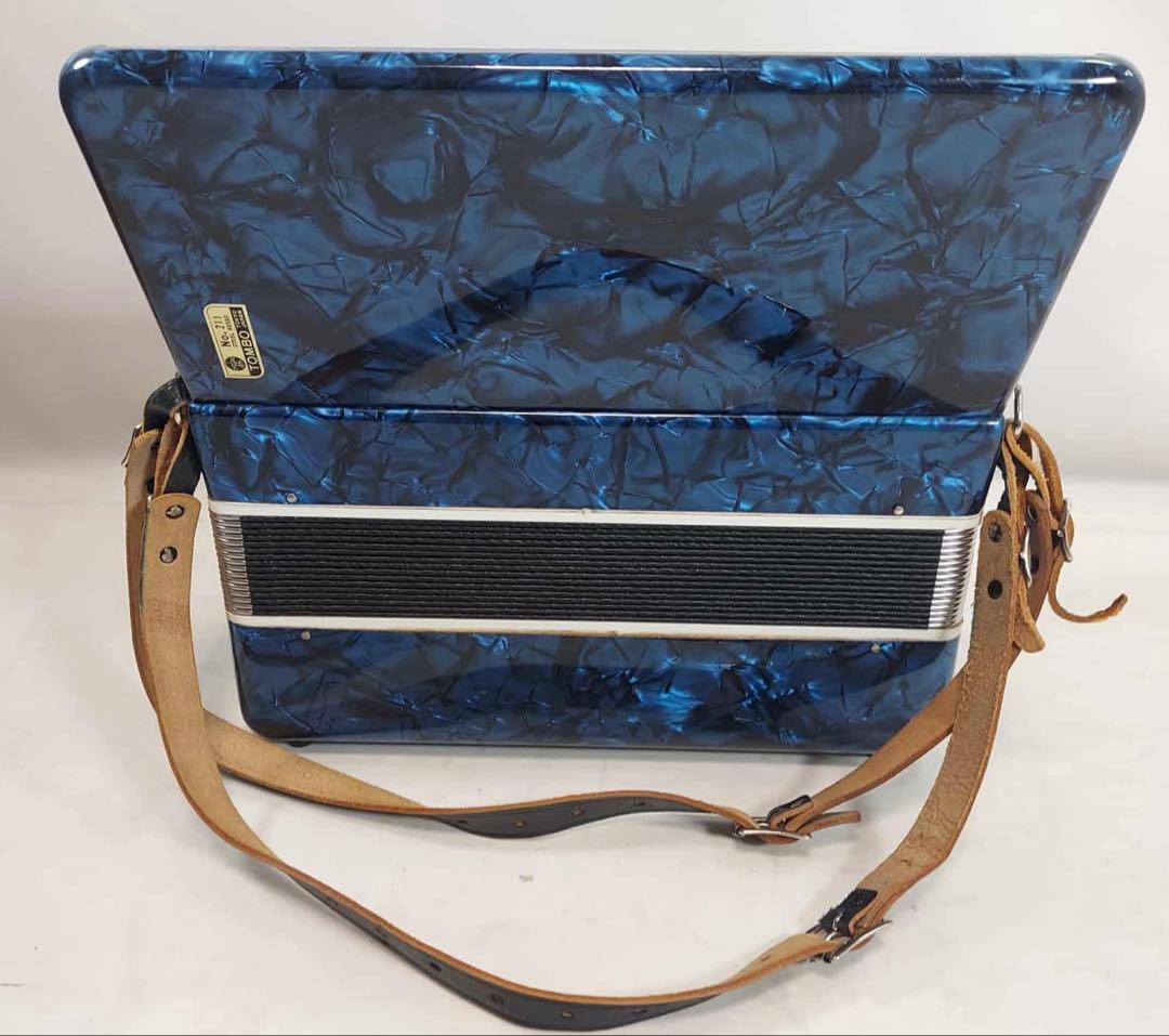 訳あり品】TOMBO アコーディオン 30鍵盤 No.211 ハードケース付き