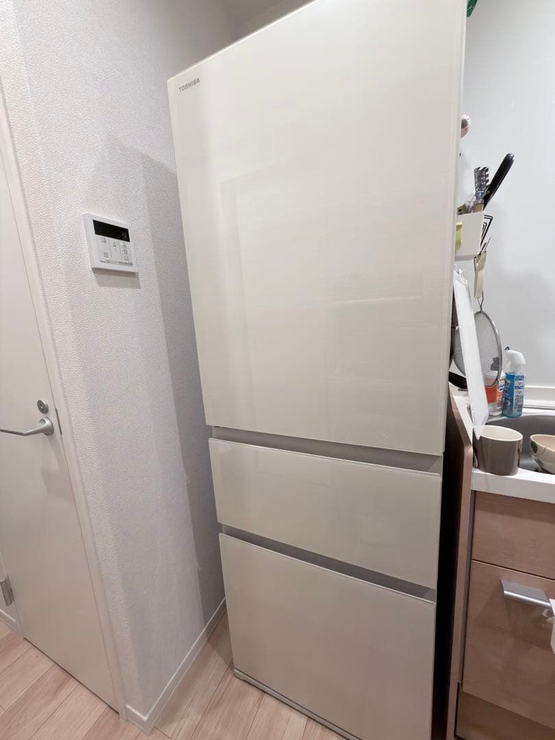 TOSHIBA GR-U36SVL (UC) 冷凍冷蔵庫VEGETA左開き 冷蔵庫 VEGETA（ベジータ）SV グレインアイボリー GR-W36SVL-UC [幅