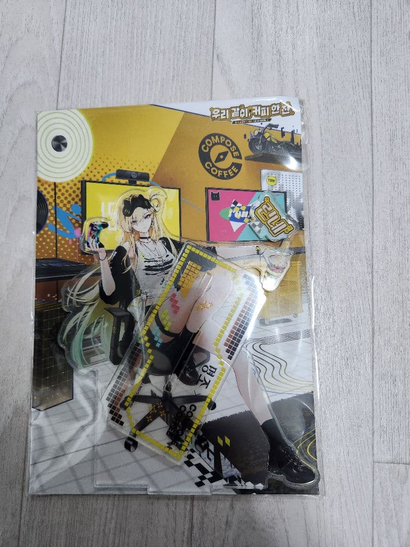 韓国限定 鳴潮 COMPOSE COFFEEコラボ アクリルスタンド リンネー