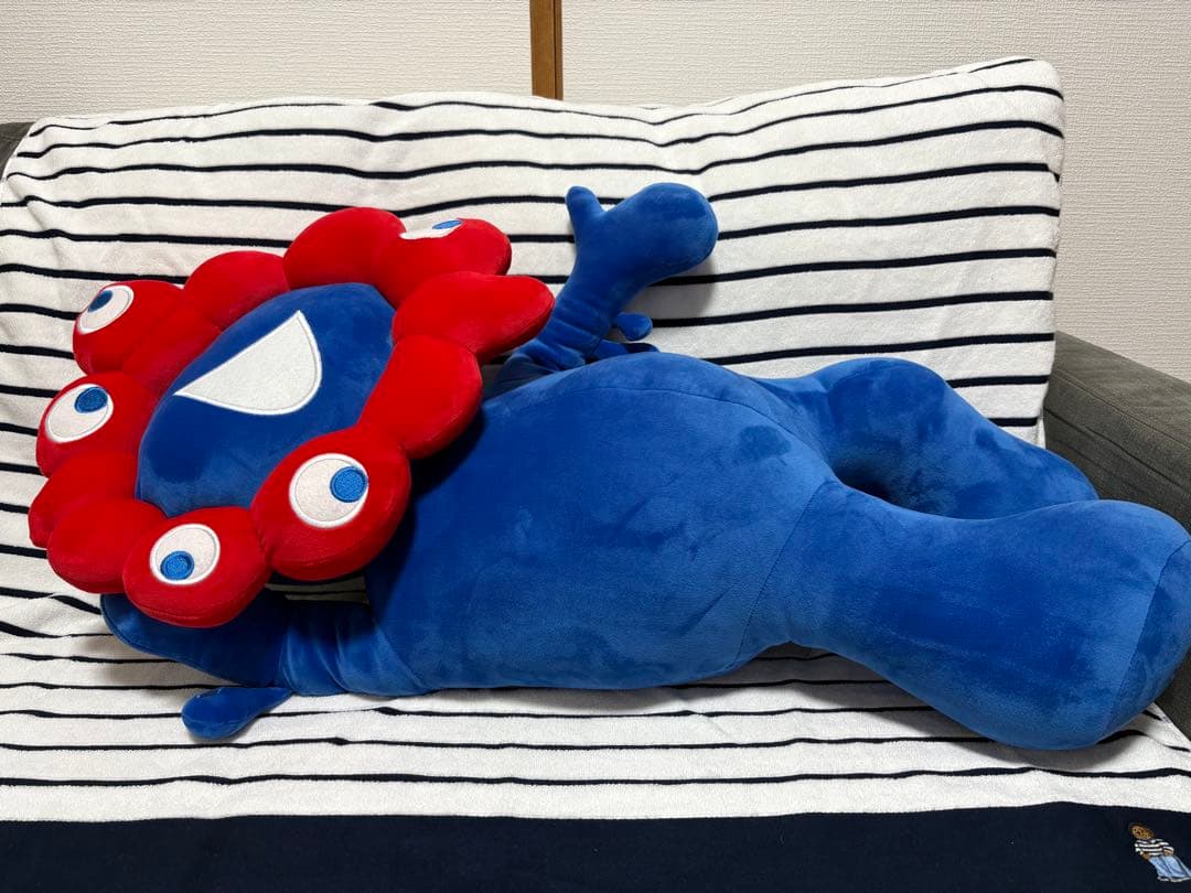 EXPO2025 万博　ミャクミャク　寝そべりぬいぐるみ　80センチ 🇯🇵「￼ミャクミャク寝そべりぬいぐるみ」2等当選【EXPO2025】～大阪