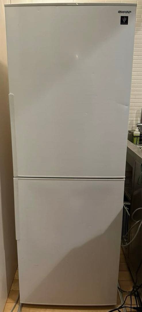SHARP 2ドア冷蔵庫 SJ-PD28E-W 2019年製 280L 右開き シャープ、「メガフリーザー」を搭載した280Lの2ドア冷蔵庫 - 価格.com