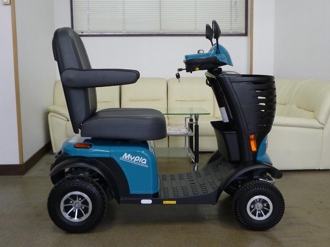 ほぼ全国送込♪ バッテリー新品♪ シニアカー マイピア BT43 電動四輪
