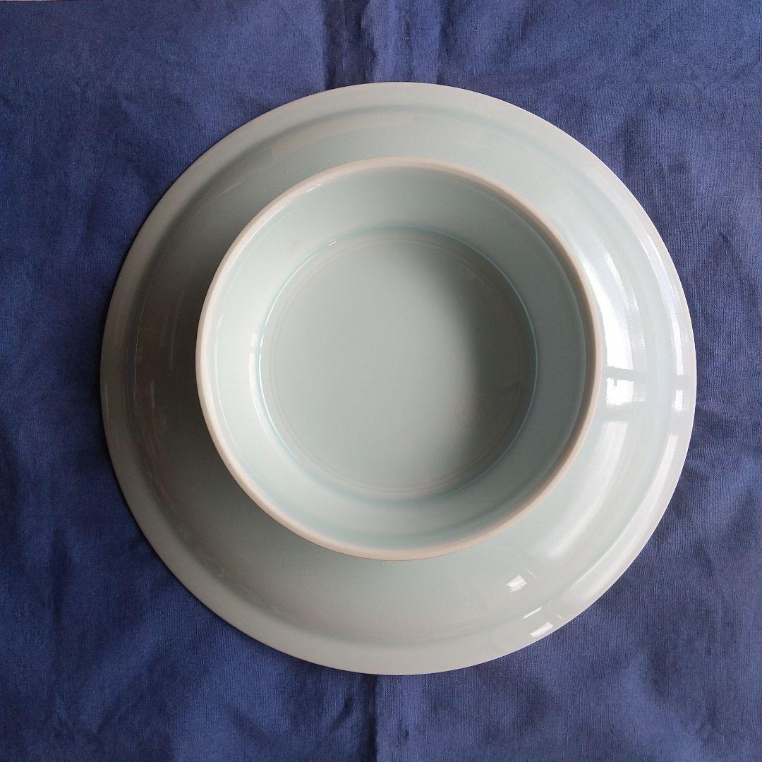 人間国宝♢塚本快示♢青白磁♢牡丹刻♢高台皿♢骨董 - メルカリ