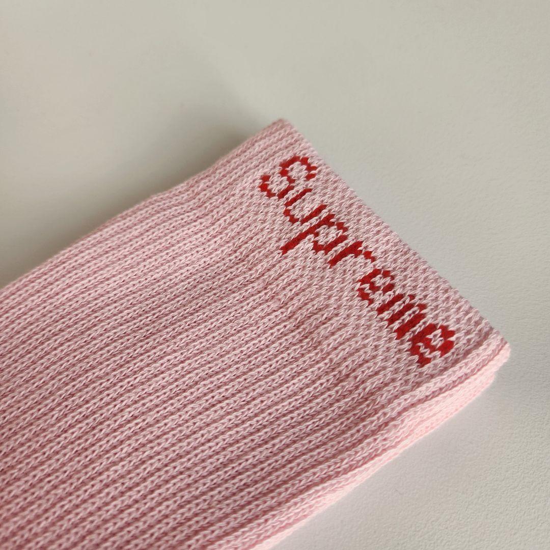 Supreme Hanes ソックス ピンク - メルカリ