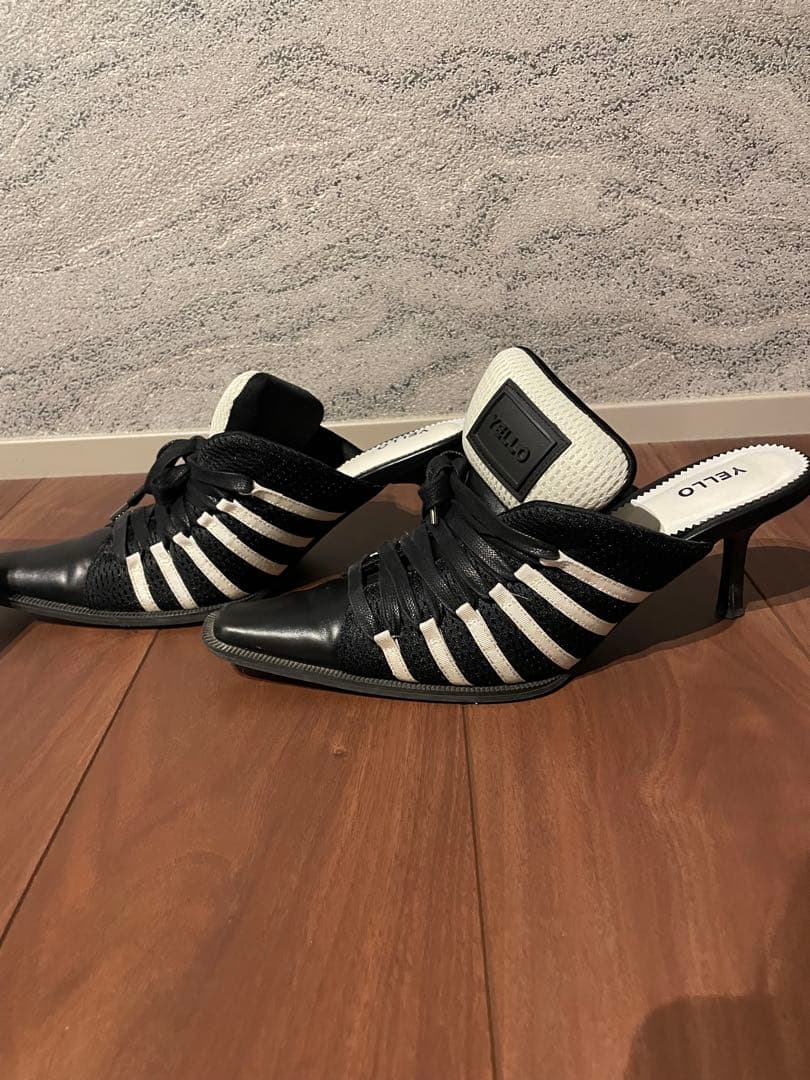 YELLO MONO SNEAKER MULES ブラック/ホワイト L