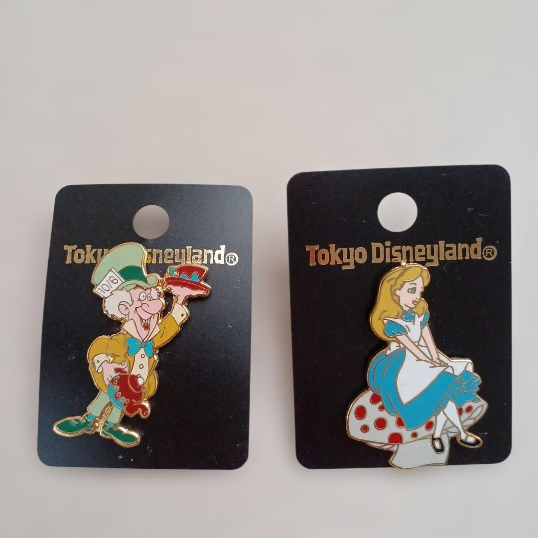 ディズニーピンバッジ マッドハッター 不思議の国のアリス 2個セット
