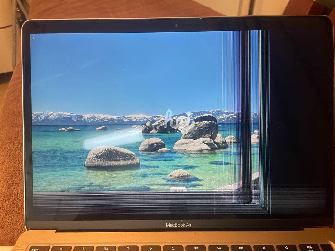 ジャンク】ディスプレイ破損MacAir13インチM1 シルバー 本体 充電器付