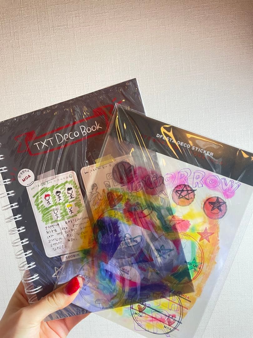 TxT ヨンジュン D'FESTA 2022 写真集 日記 &ステッカー付き！ - メルカリ