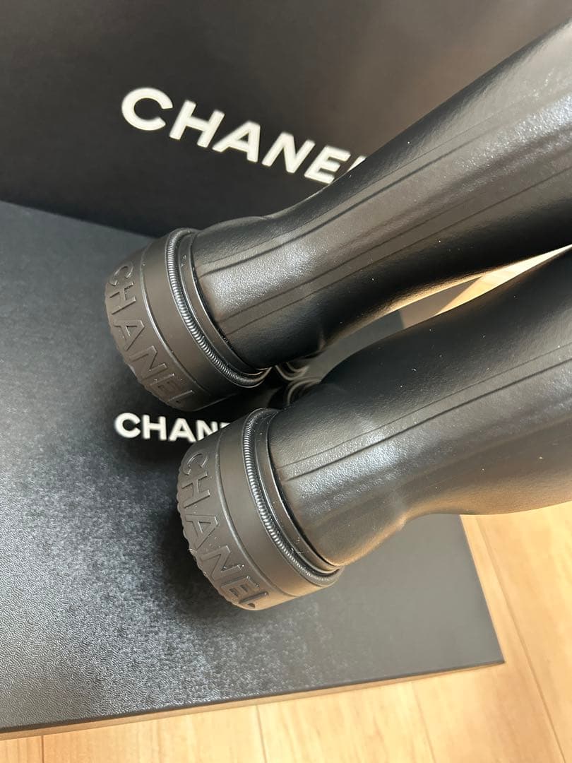新品 CHANEL レインブーツ 37 ジェニー着用 大人気 - メルカリ