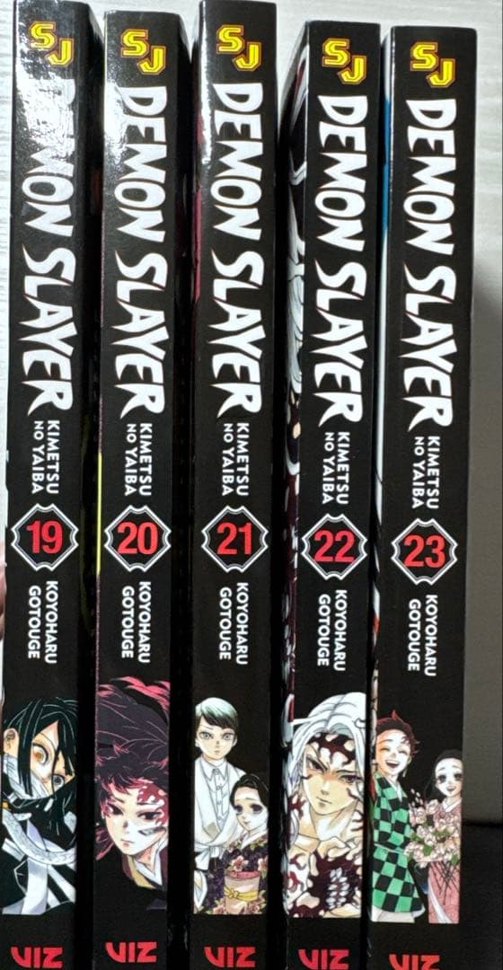 【ENGLISH】DEMON SLAYER 鬼滅の刃 鬼滅の刃（英語版） - Paperback (Volume 1) by Koyoharu Gotōge on