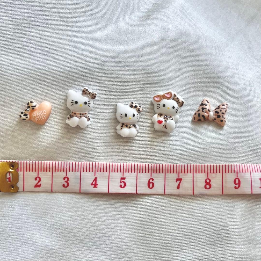 ハローキティ ネイルパーツセット 5個 豹柄 ヒョウ - メルカリ
