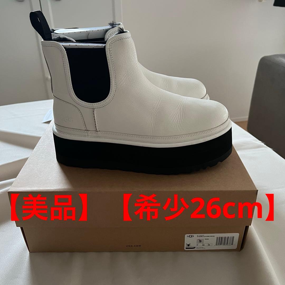 限定】UGG プラットフォーム チェルシー ブーツホワイト 26cm - メルカリ