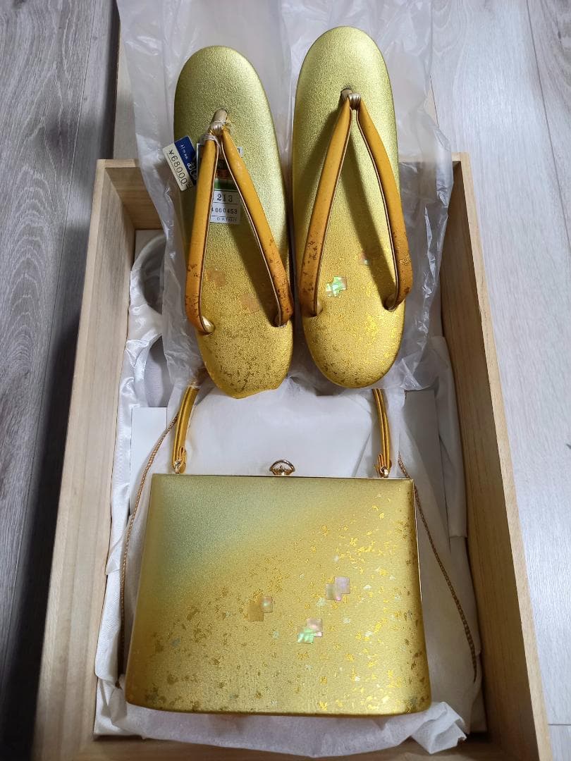 新品☆未使用品　和装　牛革　草履&バッグ　螺鈿　L 23.5-24 新品☆未使用品 和装 牛革 草履&バッグ 螺鈿 L 23.5-24 新品☆未使用品