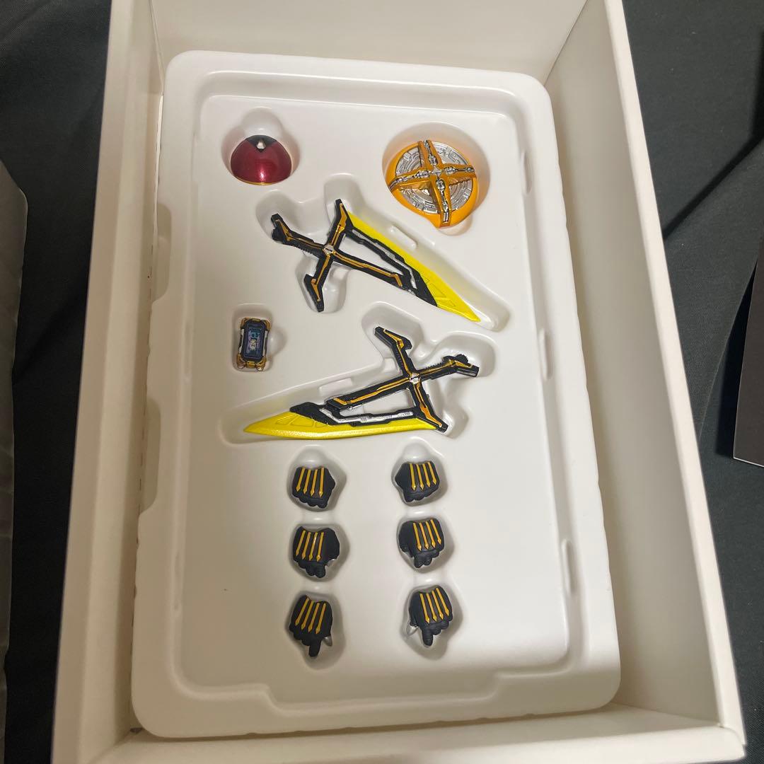 S.H.Figuarts フィギュアーツ 真骨彫 仮面ライダーネクストカイザ