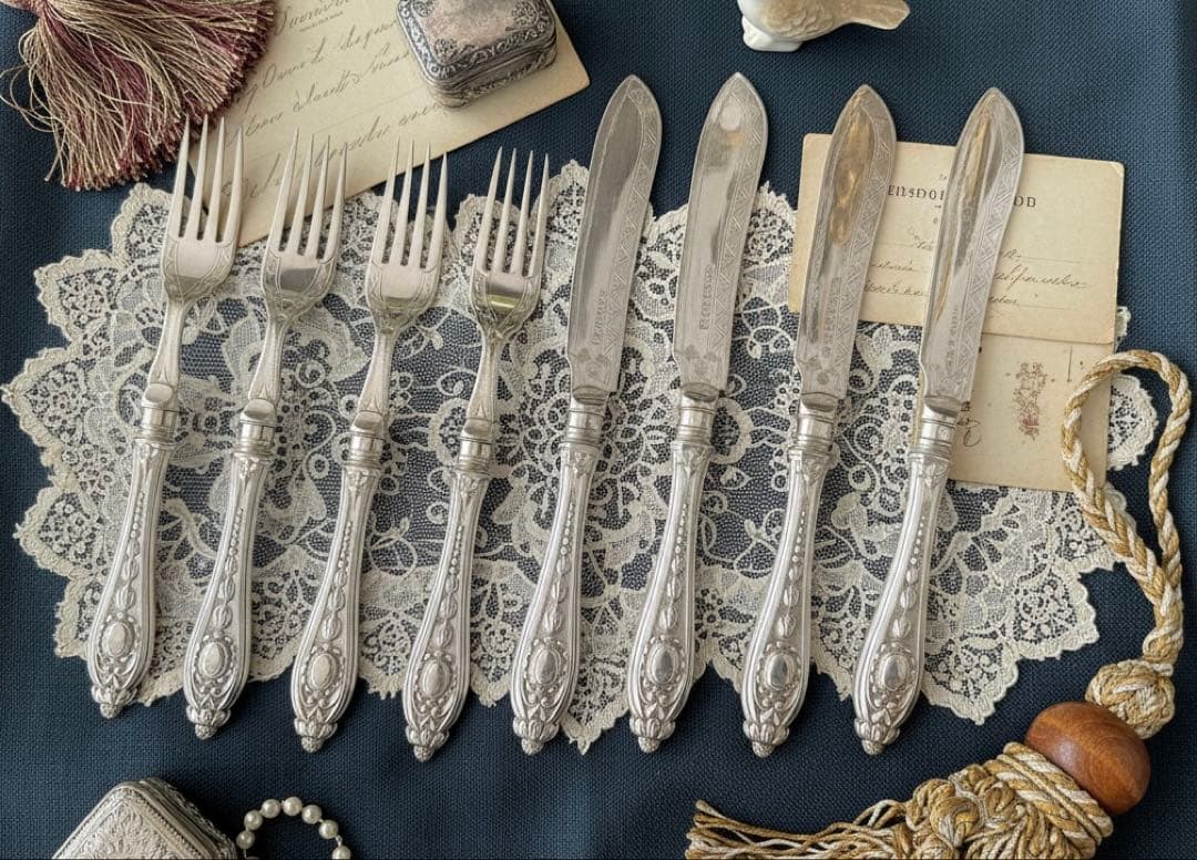 アンティーク　シルバープレート デザートナイフ＆フォーク 4組（8本） アンティーク食器 シルバープレートフィッシュナイフ/フォーク | 雑貨
