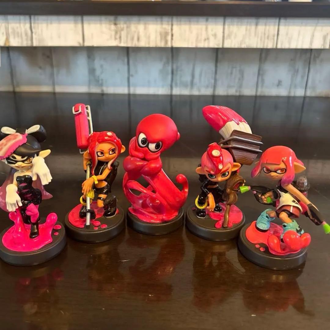任天堂・スプラトゥーンamiibo　ガール　タコボーイ　タコ　タコガール　アオリ amiibo トリプルセット[タコガール／タコ／タコボーイ]（スプラ