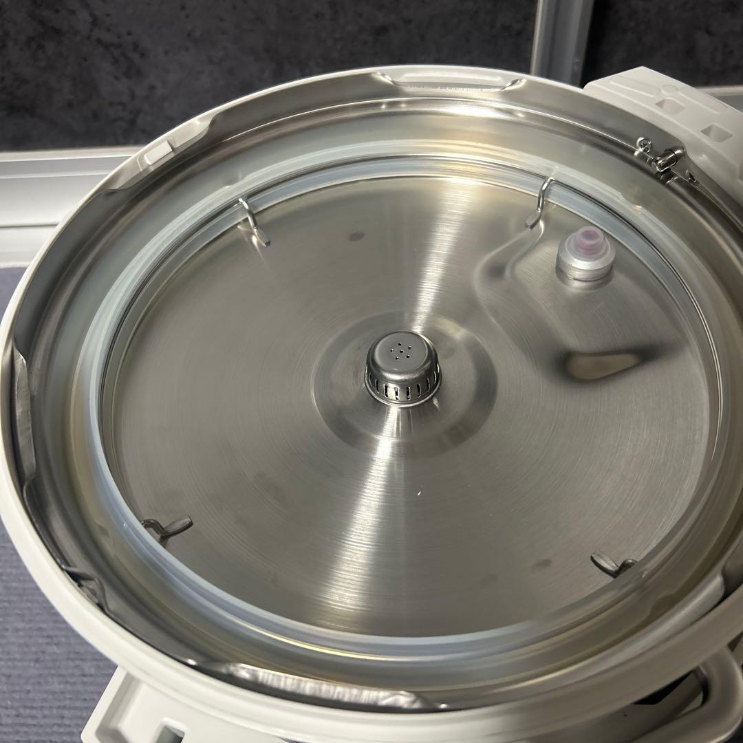 IRIS OHYAMAアイリスオーヤマ 電気圧力鍋 PC-MA4-W 4.0L